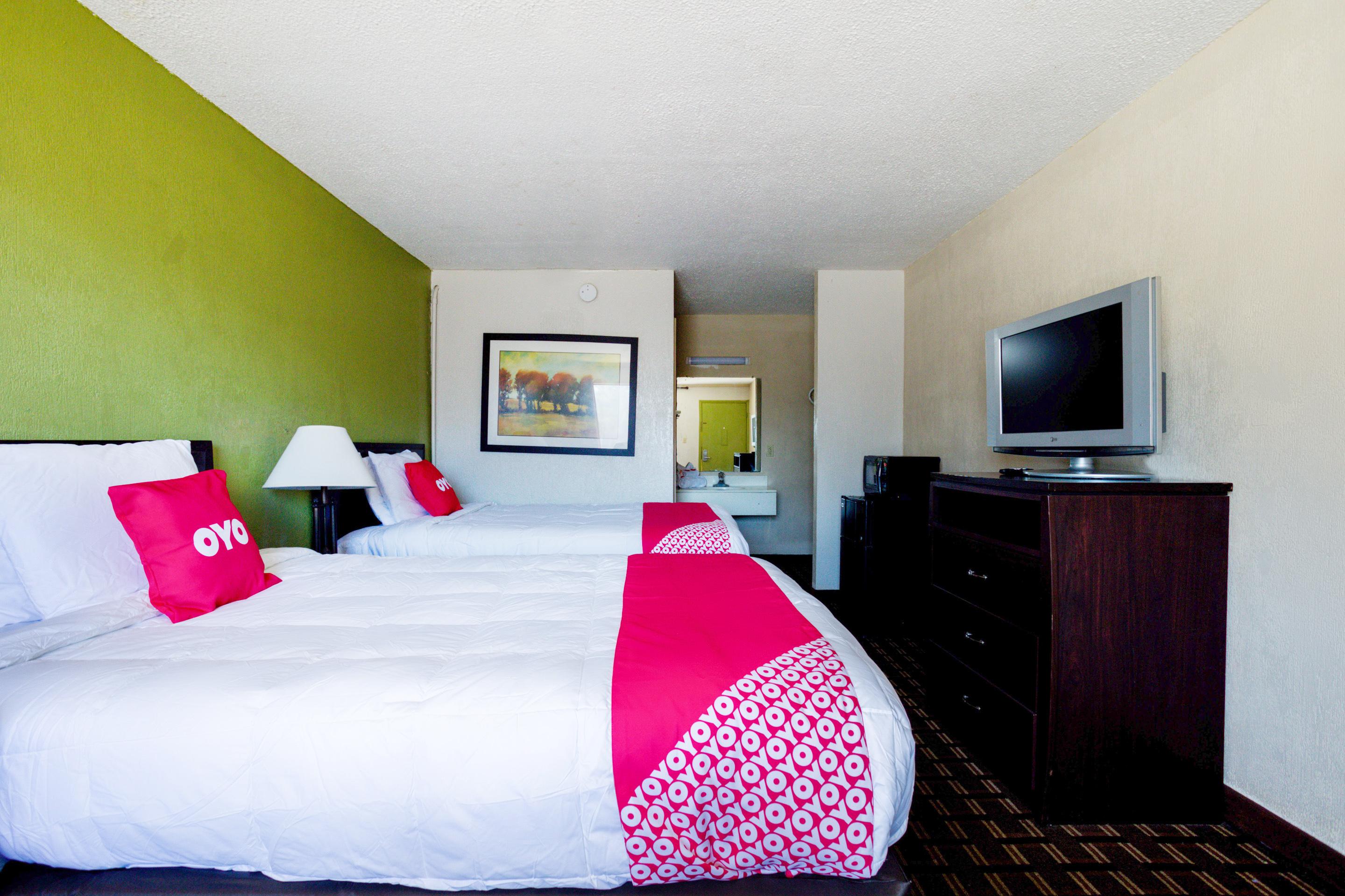 Ferry Pass Oyo Hotel Pensacola I-10 & Hwy 29 מראה חיצוני תמונה