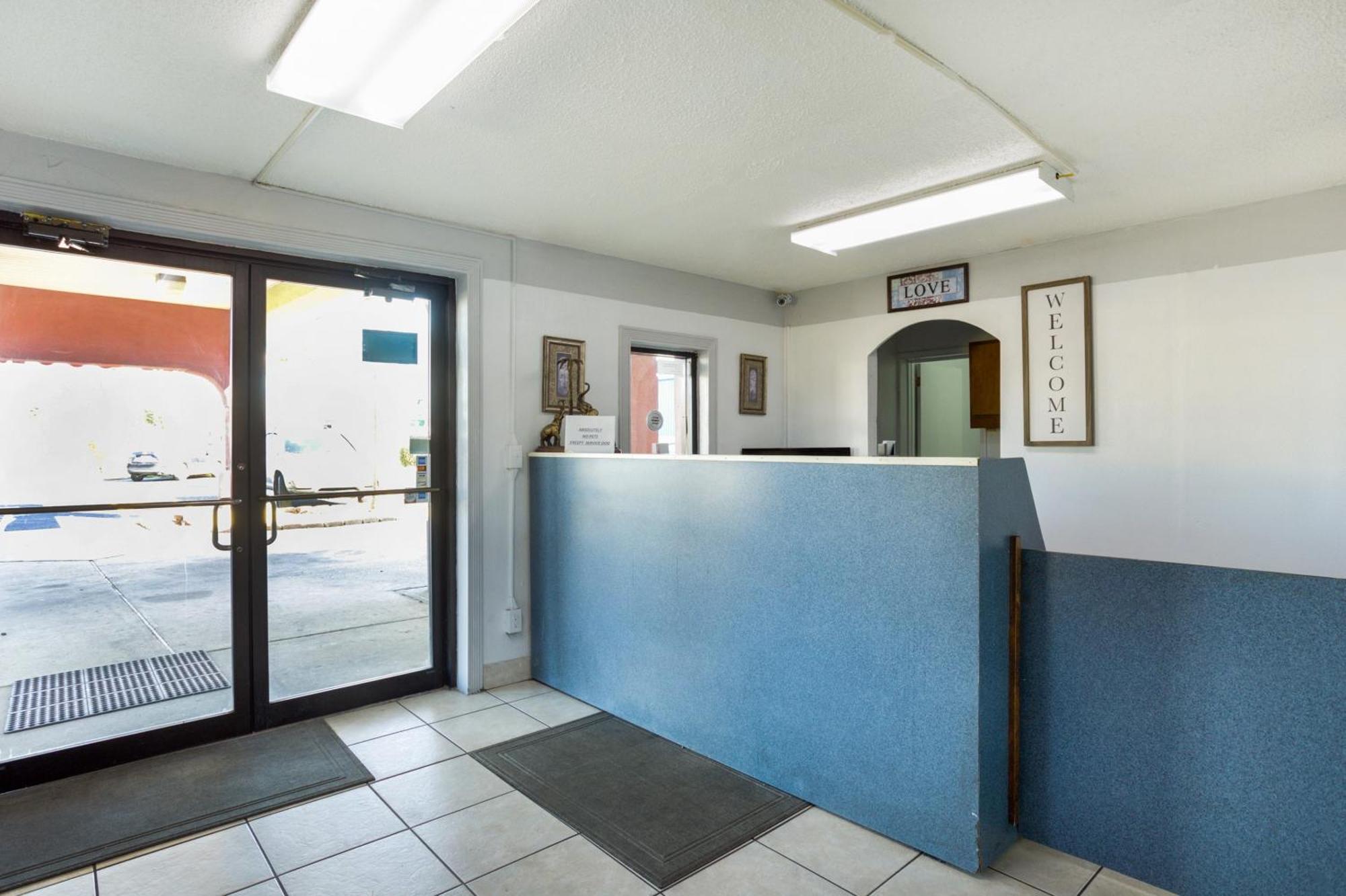 Ferry Pass Oyo Hotel Pensacola I-10 & Hwy 29 מראה חיצוני תמונה